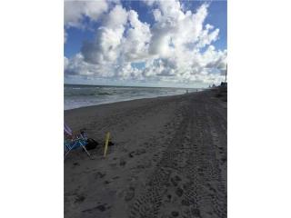 350 Balboa St, Hollywood, FL 33019-4602