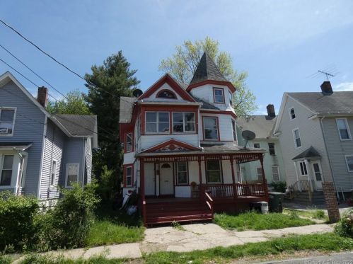 223 Cottage St, Bridgeport CT  06605-1208 exterior