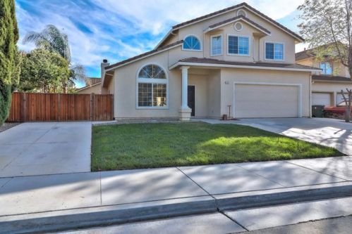 341 Athena Way, Hollister, CA 95023-2202