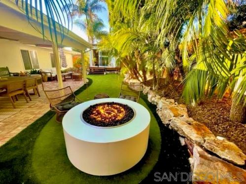 1161 Balour Dr, Encinitas CA  92024-3913 exterior