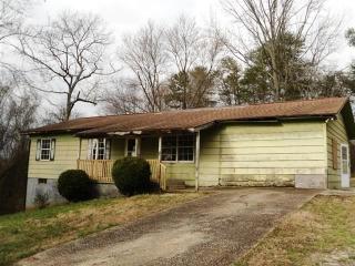 324 Over Hill Dr, Sweetwater, TN 37874-5920