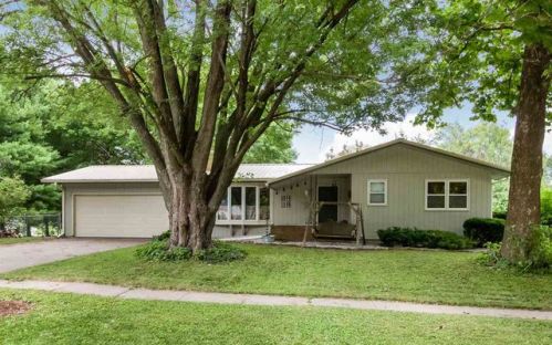 1111 17th Ave, Iowa City, IA 52241-1336