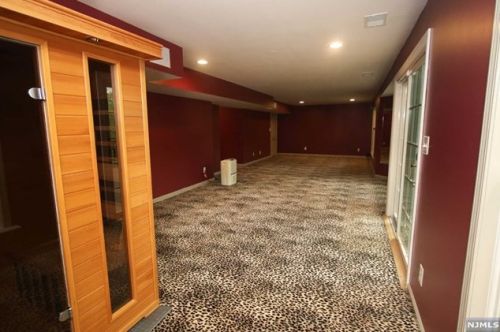 44 Hunters Run, Oakland NJ  07436-2344 exterior