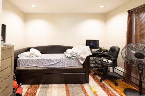 82 Middlefield Ave, Waterbury CT  06705-2723 exterior