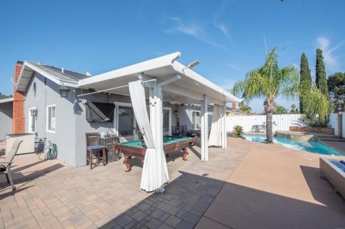 1031 Gale St, Escondido CA  92027-1230 exterior