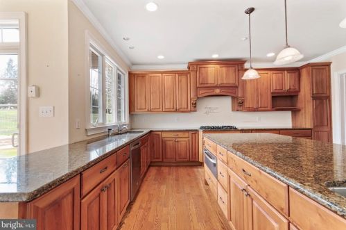 2627 Valley Rd, Jamison PA  18929-1007 exterior