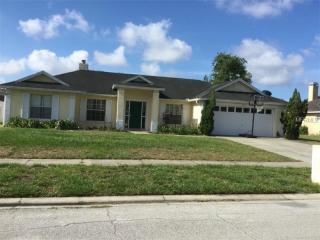 8606 White Rose Dr, Orlando, FL 32818-5679
