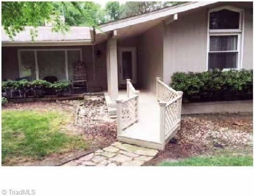 5313 High Point Rd, Greensboro, NC 27407-7024