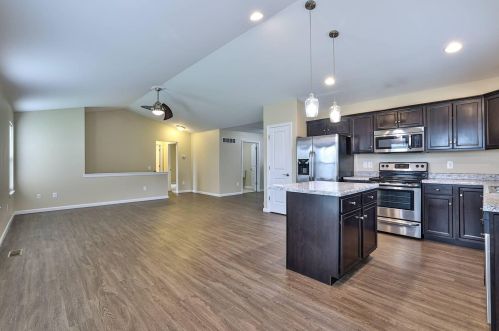 1282 Fieldhurst Ct, Florence KY  41042-8416 exterior
