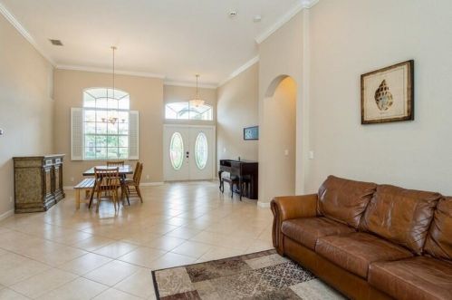 3974 Hamilton Ter, West Palm Beach, FL 33411-4324