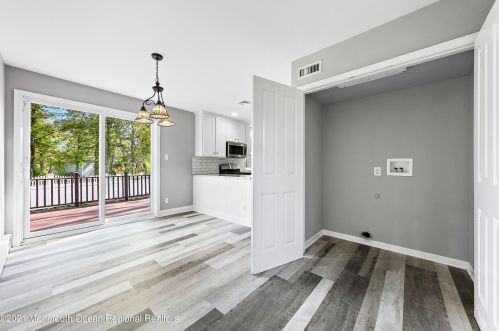2278 Burroughs Ave, Northfield NJ  08225-1063 exterior