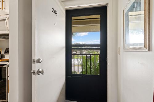 29 Plantation Dr, Vero Beach FL  32966-8222 exterior