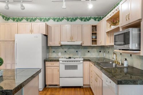 747 Winthrop St, Mount Pleasant SC  exterior