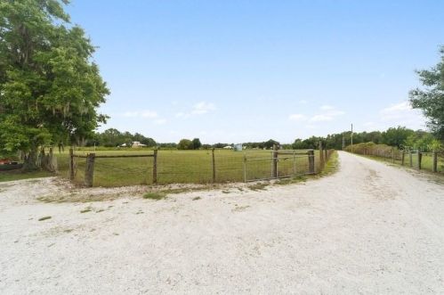 10415 Sherrouse Rd, Lakeland, FL 33810-1010