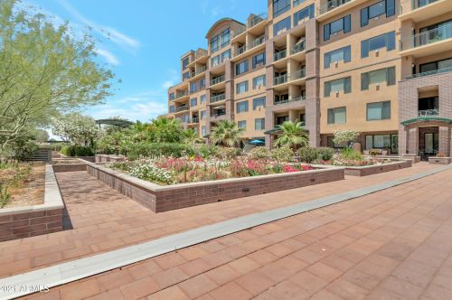 16 Encanto Blvd, Phoenix AZ  85003-1101 exterior