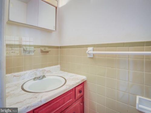 20 Coventry Ct, Fredericksburg VA  22405-2759 exterior