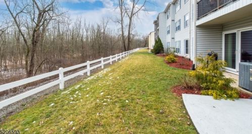 235 Robertson Way, Lincoln Park NJ  07035-1858 exterior