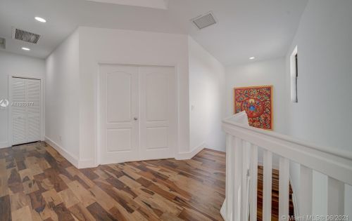 8941 178th St, Hialeah FL  33018-6554 exterior