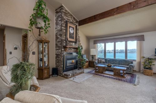 3826 Sioux Ln, Madison Lake, MN 56063-9529
