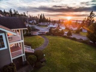 4003 Wildwood Dr, Bellingham, WA 98229-3173
