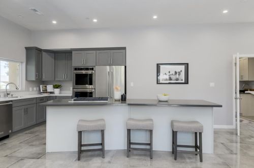 554 Worley Ave, Sunnyvale CA  94085-3737 exterior