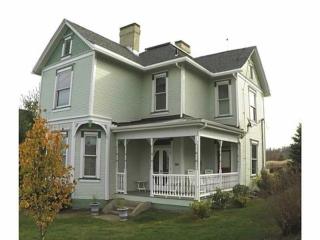 329 Summit Ave, Canonsburg, PA 15317-1631