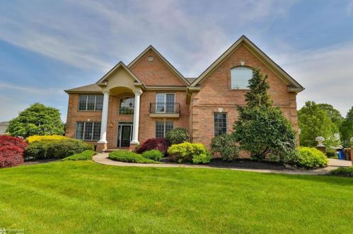 6450 Mallard Ln, Coopersburg, PA 18036-2331