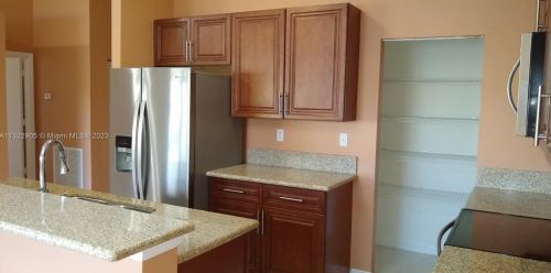 10541 24th Ct, Hollywood FL  33025-3988 exterior