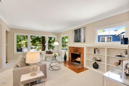 4948 Vicwood Ave, Glendale, CA 91214-2954