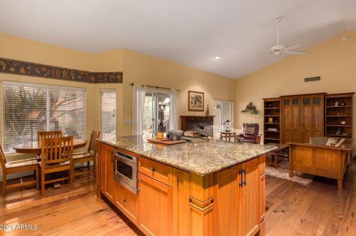 4537 Fernwood Ct, Cave Creek AZ  85331-3213 exterior