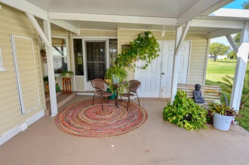7861 Meadowlark Ln, Fort Pierce, FL 34952-3137