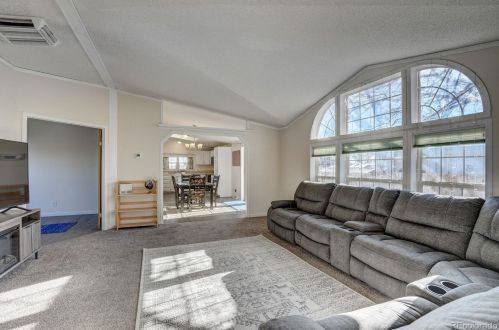 9132 Madeleine St, Denver CO 80260-5190 exterior