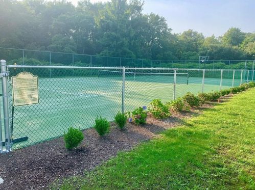 40 Web Ave, North Kingstown RI  02852-6822 exterior