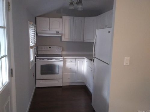 149 Pleasantville Rd, Pleasantville NY  10570-2707 exterior