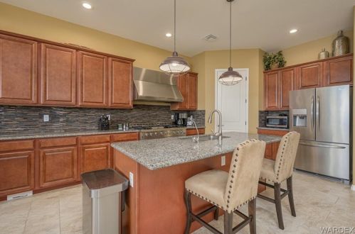 3003 Camino Del Rio, Bullhead City AZ  86442-7885 exterior