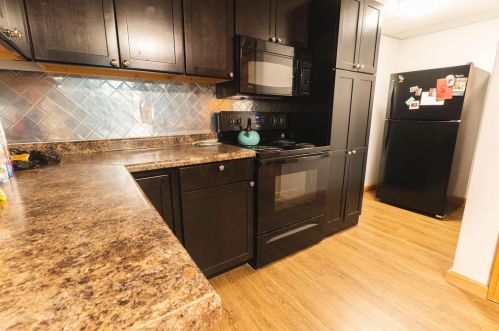 16900 Thompson Ridge Rd, Laurelville OH  43135-9238 exterior
