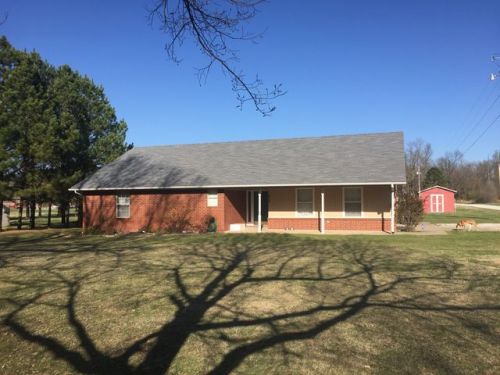 908 Riches Rd, Fayetteville, AR 72704-7884