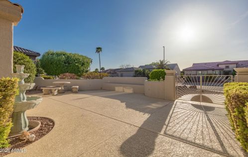 18305 Wild Mustang Dr, Sun City, AZ 85374-6313