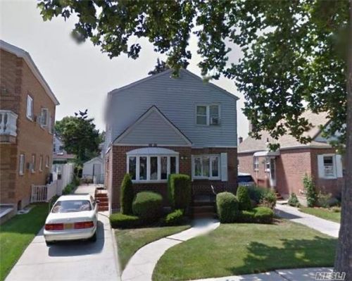 8032 251st St, Jamaica, NY 11426-2608