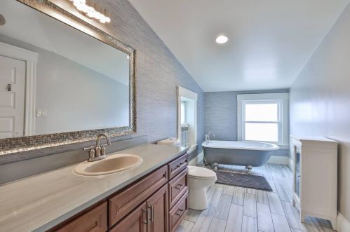 1436 Apjones St, Cincinnati OH 45223-1803 exterior