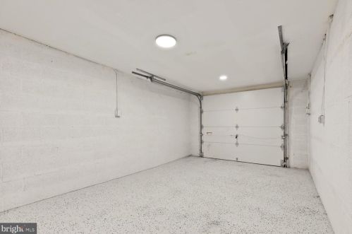 1922 Holly St, Harrisburg PA  17104-1916 exterior