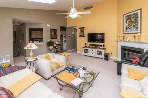 135 Swan Ct, Poughkeepsie NY  12603-6971 exterior