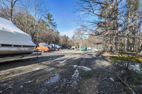 214 Chases Grove Rd, Derry NH  03038-5836 exterior