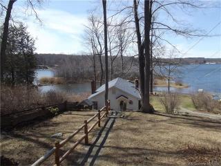 251 Woodland Rd, Coventry, CT 06238-2338