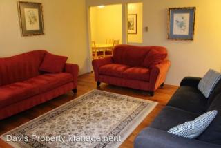 10525 24th Ave, Seattle WA  98125-6655 exterior