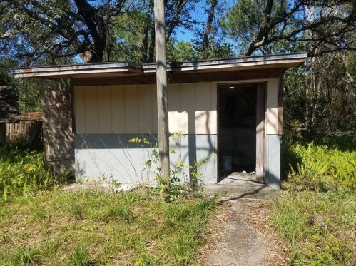 31751 Skyline Dr, Deland, FL 32720-8047