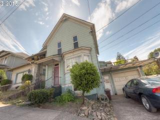 575 15th St, Tongue Point, OR 97103-3849