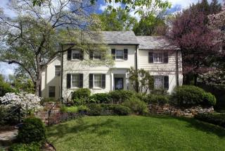 5020 Macomb St, Washington, DC 20016-2610