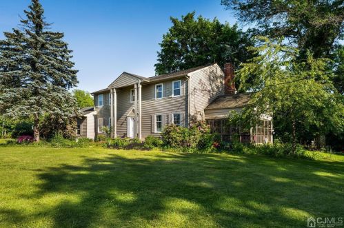 19 Allens Corner Rd, Flemington NJ  08822-5620 exterior