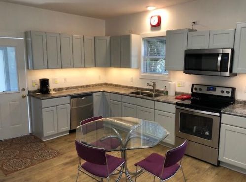 11126 Wauwatosa Rd, Thiensville, WI 53097-3430
